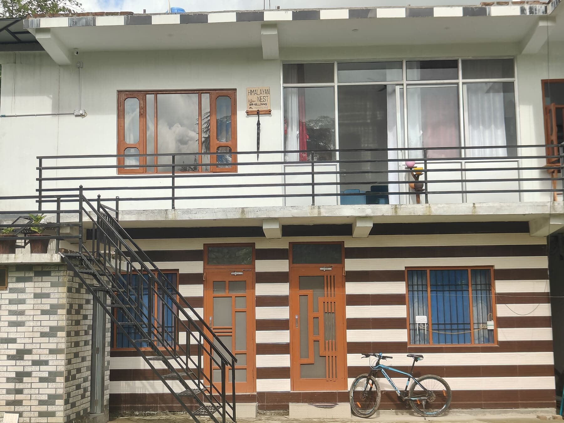 Independent Mountain Suite — Ground Floor · Best for Solo & Couples